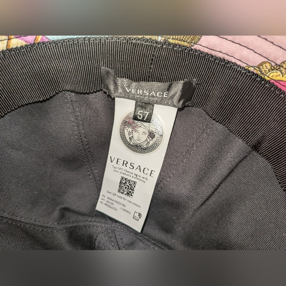 NWOT VERSACE VENTAGLI CAPELLO-59 BUCKET HAT SIZE MEDIUM - Picture 9 of 12